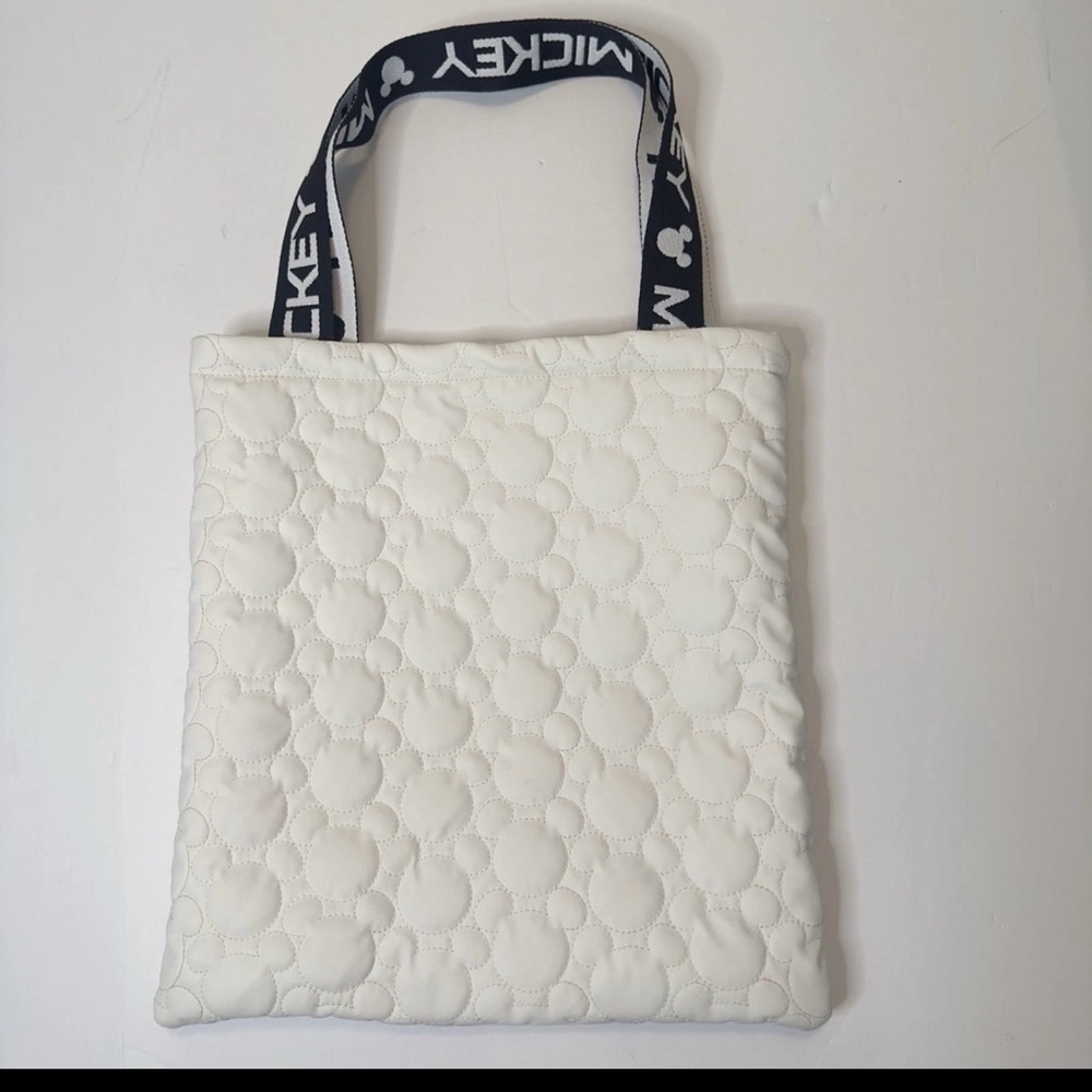 Forever 21 Disney Mickey Mouse White Quilted Shoulder Bag Tote